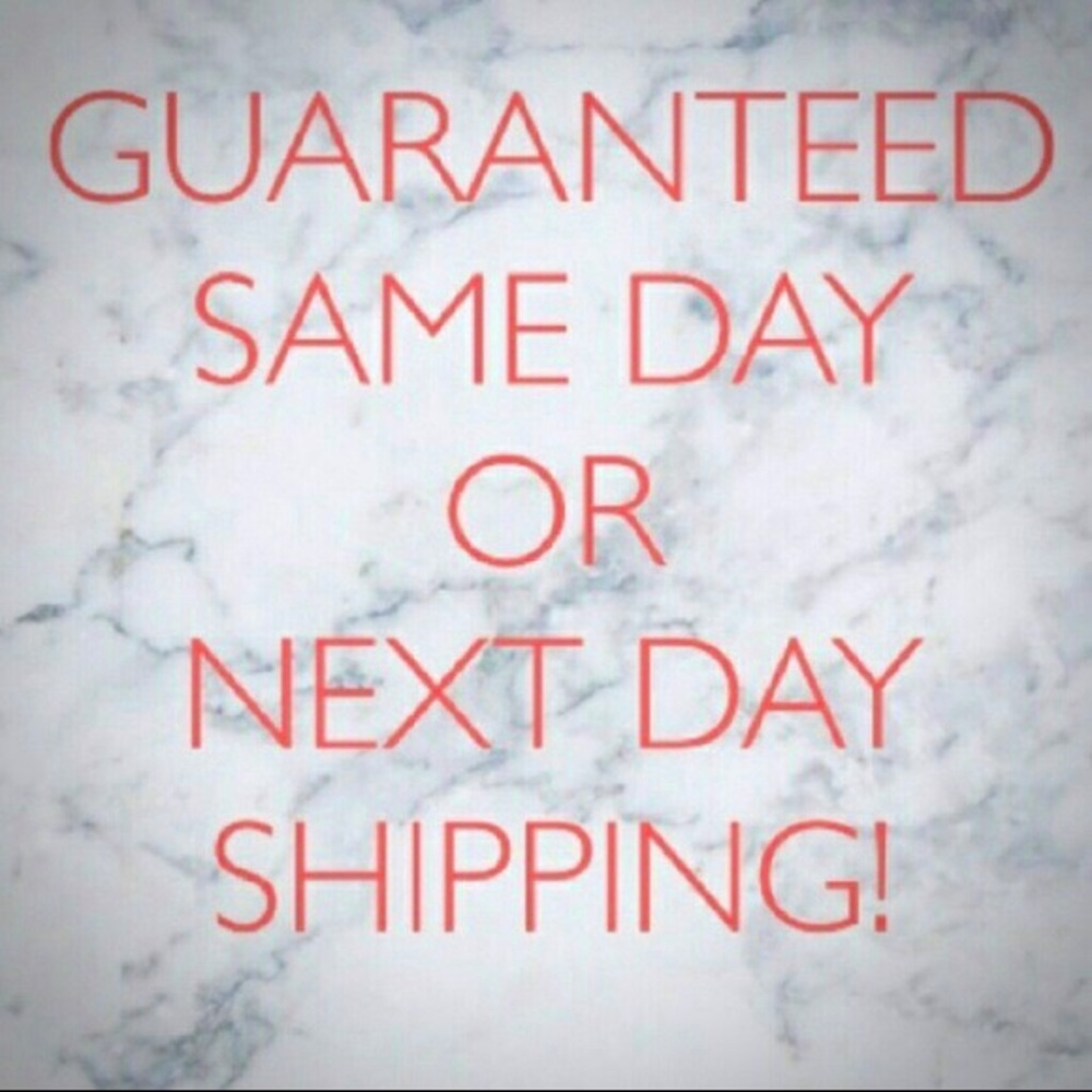 Weekend orders ship on Monday 🖤🤘🏼💕